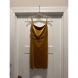 Urban Outfitters Dress Gold Velvet Open Back Mini dress Size Large Game Day Hoco